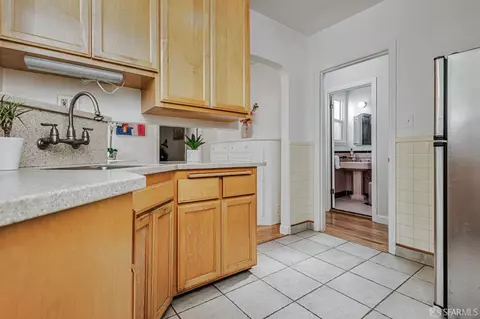 Kitchen - 1722 Ortega St, San Francisco, CA 94122 photo 3 of 4