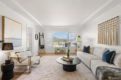 73 Athens St, San Francisco, CA 94112 photo 5