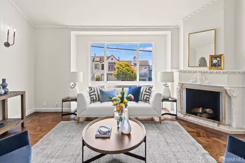 Living - 1922 Rivera St, San Francisco, CA 94116 photo 4 of 6
