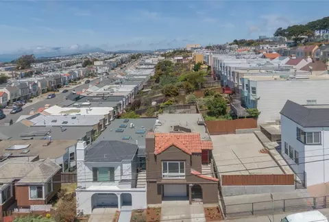 View/Area - 1922 Rivera St, San Francisco, CA 94116 photo 7 of 16
