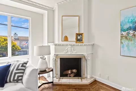 Living - 1922 Rivera St, San Francisco, CA 94116 photo 5 of 6