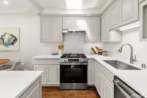 Kitchen - 1922 Rivera St, San Francisco, CA 94116 photo 5 of 9