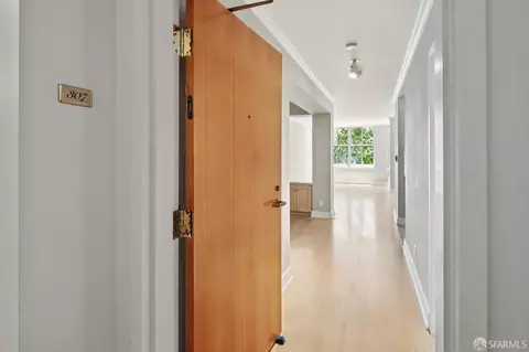 Entry Way - 1650 Jackson St #307, San Francisco, CA 94109 photo 1 of 1