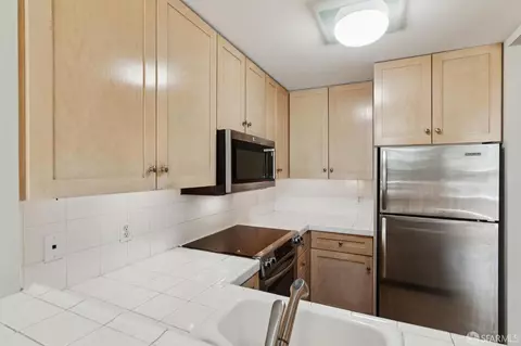 Kitchen - 1650 Jackson St #307, San Francisco, CA 94109 photo 2 of 2