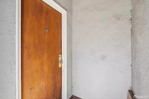 Entry Way - 2714 Diamond St, San Francisco, CA 94131 photo 1 of 6