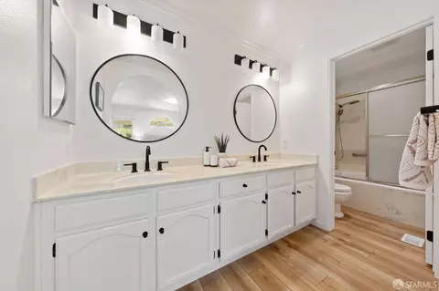 Bath - 1806 Evalane Way, Concord, CA 94519 photo 3 of 5