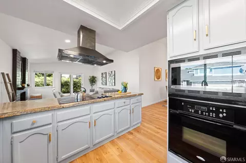 Kitchen - 1806 Evalane Way, Concord, CA 94519 photo 8 of 9