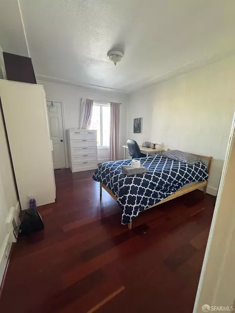 158 Howth St, San Francisco, CA 94112