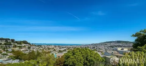 165 Burnside Ave, San Francisco, CA 94131