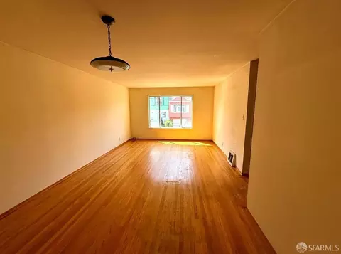Living - 165 Burnside Ave, San Francisco, CA 94131 photo 1 of 2