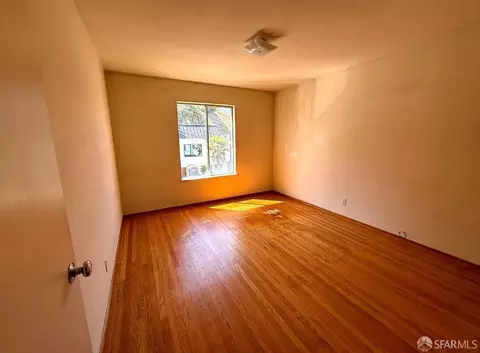 Bedroom - 165 Burnside Ave, San Francisco, CA 94131 photo 1 of 3