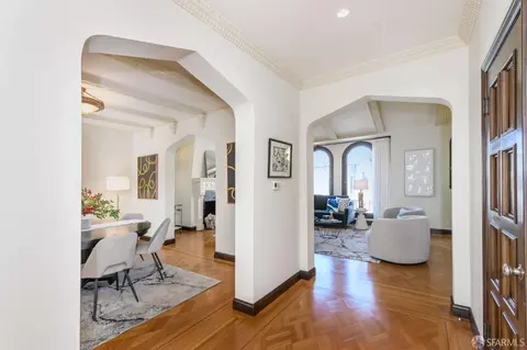 Entry Way - 3544 Webster St, San Francisco, CA 94123 photo 3 of 3