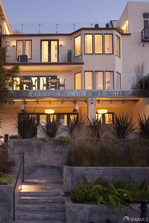 Exterior - 1970 Jackson St, San Francisco, CA 94109 photo 1 of 10