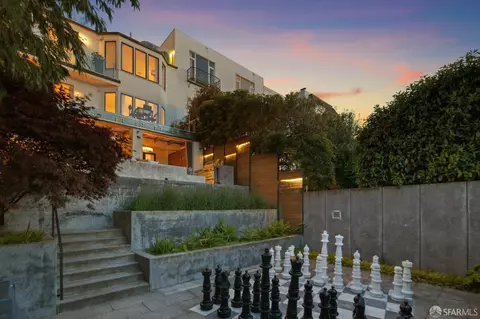 Exterior - 1970 Jackson St, San Francisco, CA 94109 photo 8 of 10
