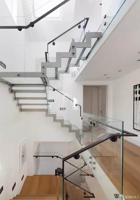 Entry Way - 1970 Jackson St, San Francisco, CA 94109 photo 3 of 3