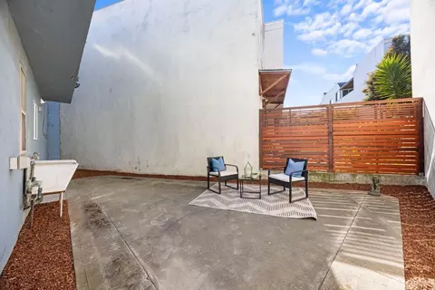 Exterior - 90 Arago St, San Francisco, CA 94112 photo 3 of 10