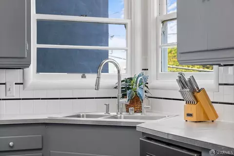 Kitchen - 90 Arago St, San Francisco, CA 94112 photo 7 of 7