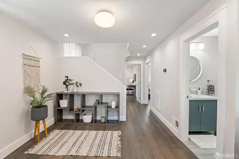 Entry Way - 74 Crane St, San Francisco, CA 94124 photo 2 of 8