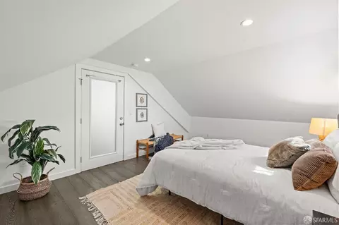 Bedroom - 74 Crane St, San Francisco, CA 94124 photo 7 of 10