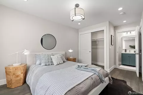 Bedroom - 74 Crane St, San Francisco, CA 94124 photo 4 of 10