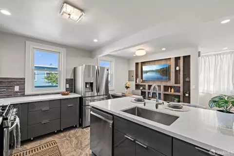 Kitchen - 74 Crane St, San Francisco, CA 94124 photo 3 of 7