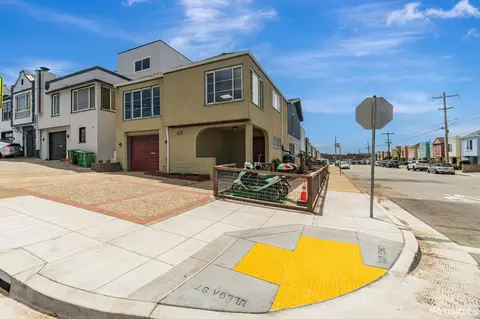 4151 Ulloa St, San Francisco, CA 94116