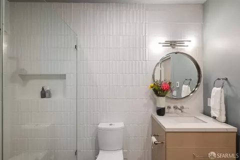 Bath - 601 Fell St, San Francisco, CA 94102 photo 3 of 4