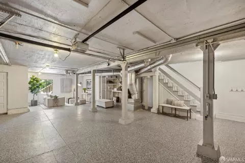 Exterior - 1383 8th Ave, San Francisco, CA 94122 photo 4 of 4