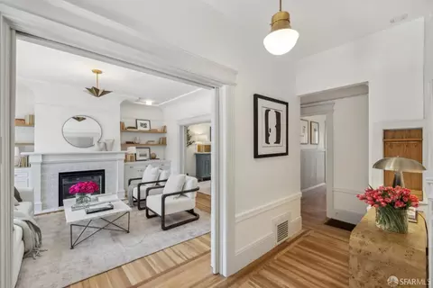 Entry Way - 1383 8th Ave, San Francisco, CA 94122 photo 2 of 5