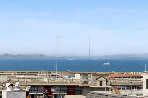 710 Bay St, San Francisco, CA 94109 photo 15