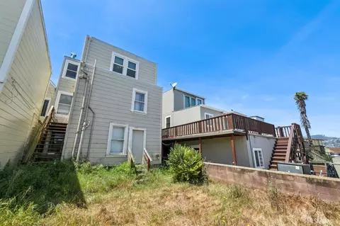 Exterior - 47 Curtis St, San Francisco, CA 94112 photo 6 of 8