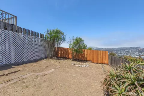 Exterior - 124 Valmar Ter, San Francisco, CA 94112 photo 3 of 18