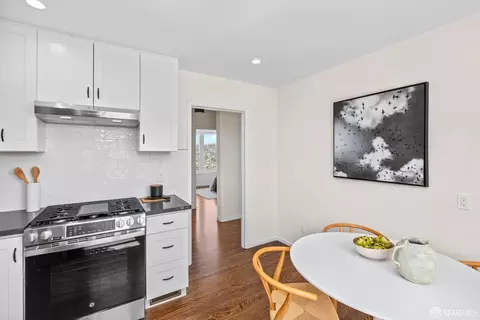 Kitchen - 124 Valmar Ter, San Francisco, CA 94112 photo 4 of 4