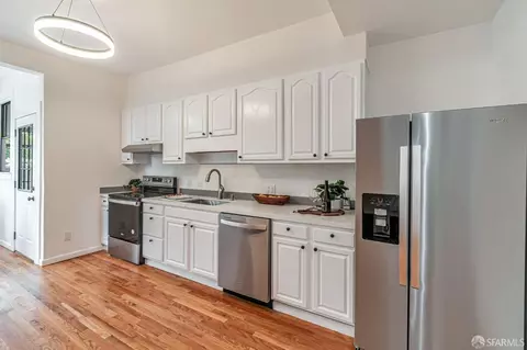Kitchen - 678 Vienna St, San Francisco, CA 94112 photo 1 of 3