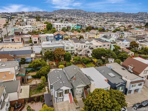 View/Area - 678 Vienna St, San Francisco, CA 94112 photo 15 of 18