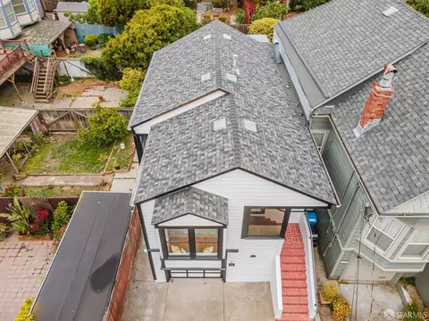 Exterior - 678 Vienna St, San Francisco, CA 94112 photo 5 of 5