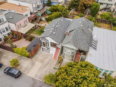 View/Area - 678 Vienna St, San Francisco, CA 94112 photo 1 of 18