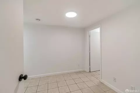Bedroom - 678 Vienna St, San Francisco, CA 94112 photo 5 of 6