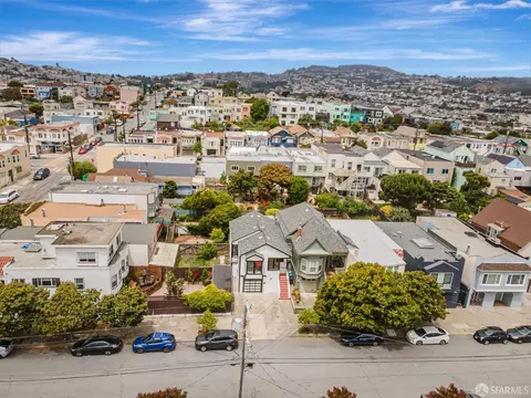 View/Area - 678 Vienna St, San Francisco, CA 94112 photo 10 of 18