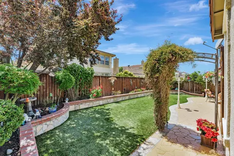 Exterior - 2772 Shellgate Cir, Hayward, CA 94545 photo 7 of 11
