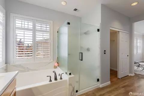 Bath - 2772 Shellgate Cir, Hayward, CA 94545 photo 5 of 6