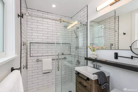 Bath - 4074 Folsom St, San Francisco, CA 94110 photo 1 of 1