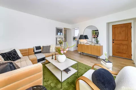 Living - 4074 Folsom St, San Francisco, CA 94110 photo 3 of 3
