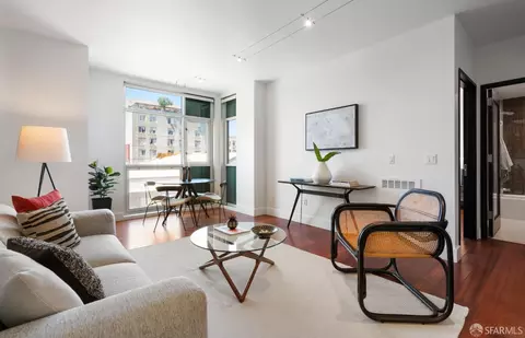 1299 Bush St #404, San Francisco, CA 94109