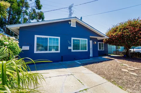 704 Harrison Dr, Richmond, CA 94806