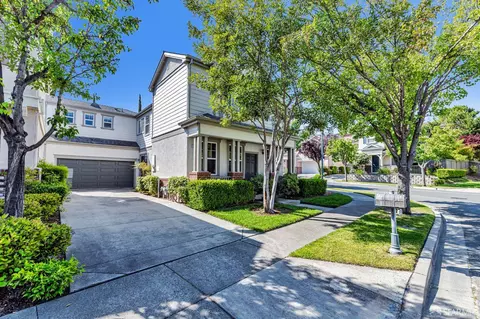 1027 Craftsman Dr, Hercules, CA 94547 photo 3