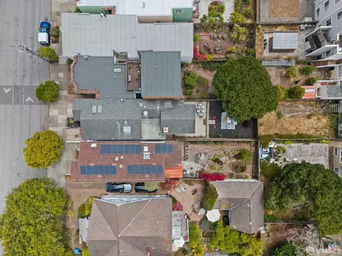 View/Area - 2429 22nd Ave, San Francisco, CA 94116 photo 2 of 11