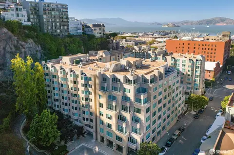 240 Lombard St #329, San Francisco, CA 94111