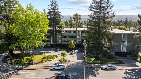 1458 Hudson St #111, Redwood City, CA 94061