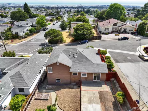 View/Area - 606 Bayview Ave, Millbrae, CA 94030 photo 14 of 24